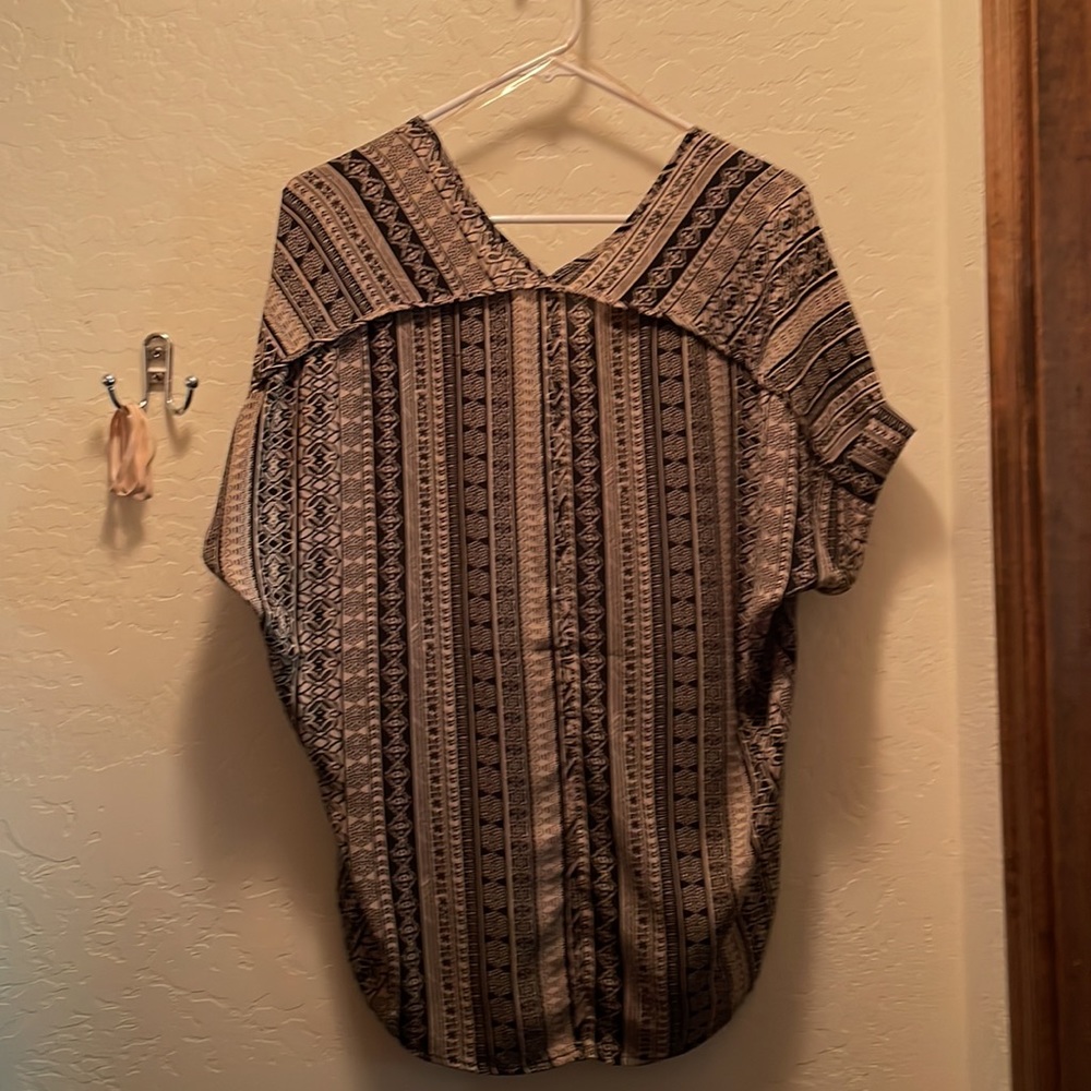 2/$15 * Multi patterned blouse - Picture 3 of 3